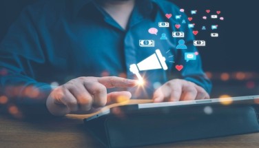 كيفية التسويق عبر مواقع التواصل الاجتماعي: استراتيجية ذكية تصنع الفارق بين النجاح والفشل